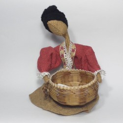 Bambola Erminia con cestino...